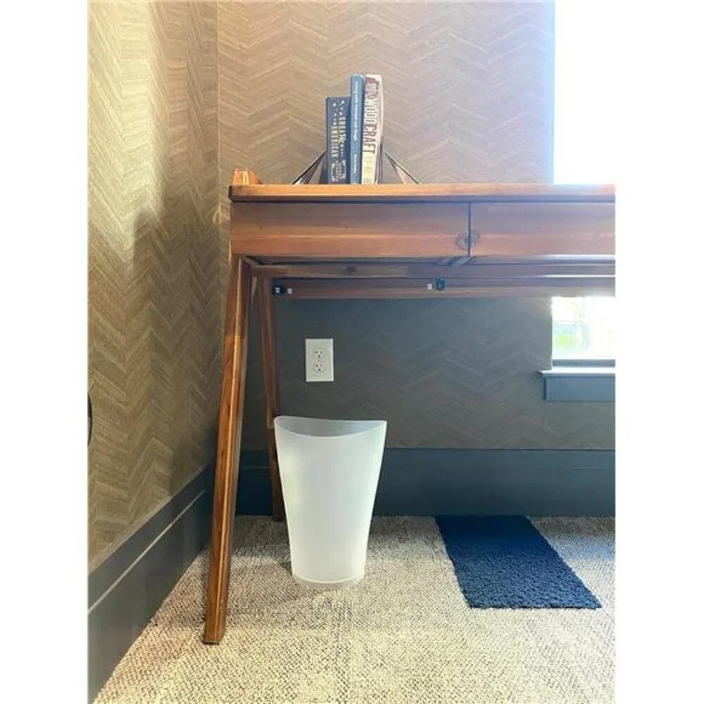White Plastic Bathroom Bedroom Office Small Trash Can Waste Bin 9 Quart